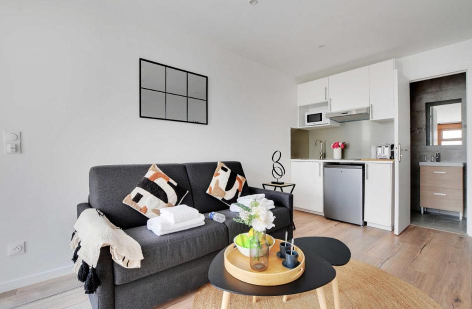 Residence A Proximite De Paris 勒·克里姆林·比塞特 外观 照片