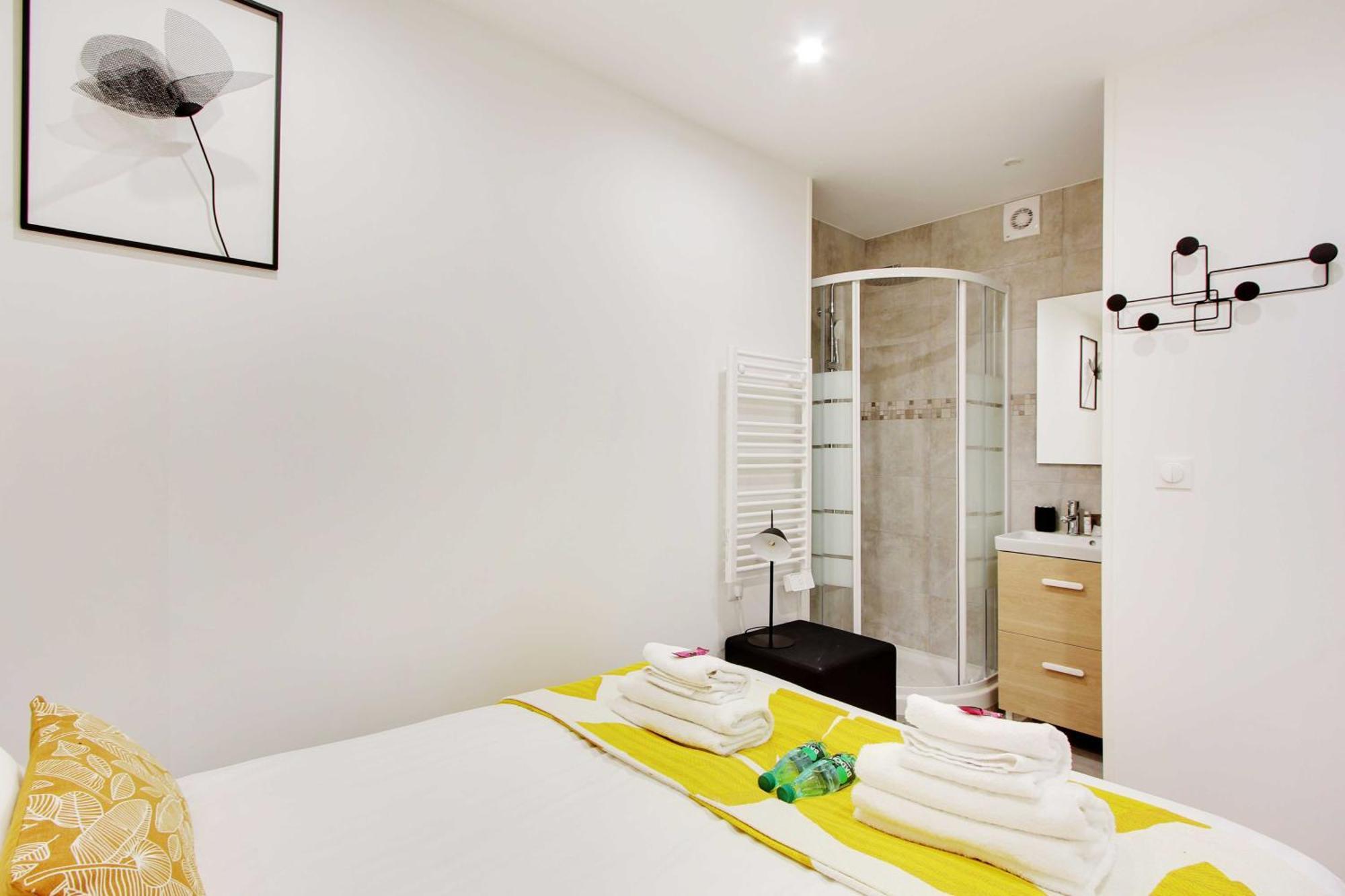 Residence A Proximite De Paris 勒·克里姆林·比塞特 外观 照片