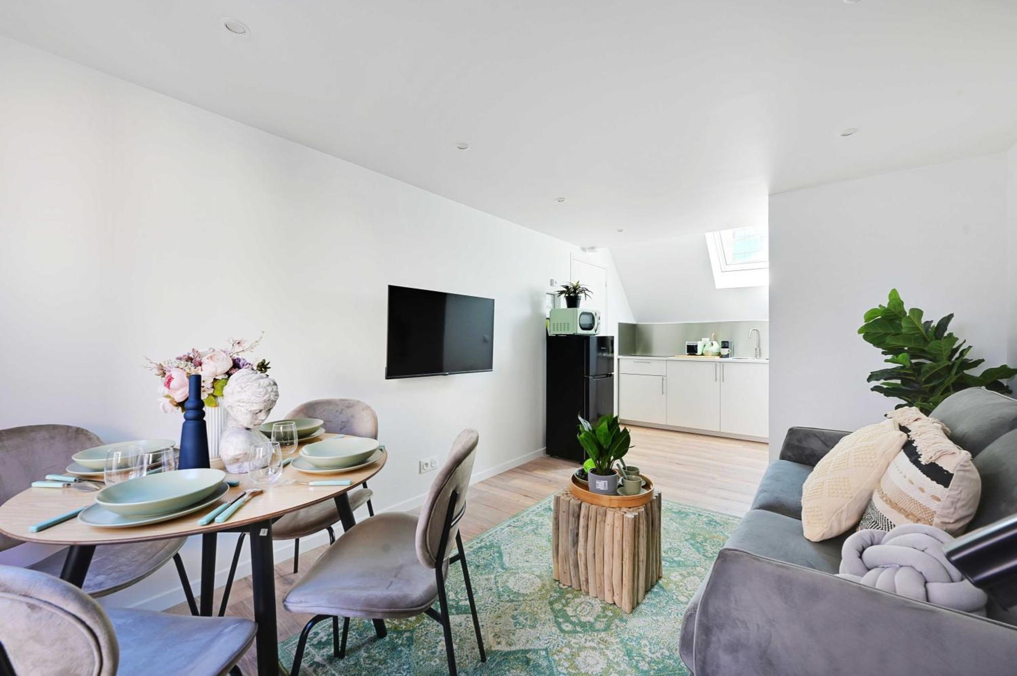 Residence A Proximite De Paris 勒·克里姆林·比塞特 外观 照片