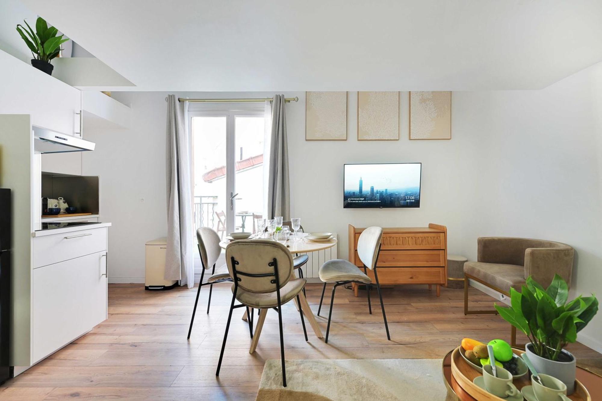 Residence A Proximite De Paris 勒·克里姆林·比塞特 外观 照片