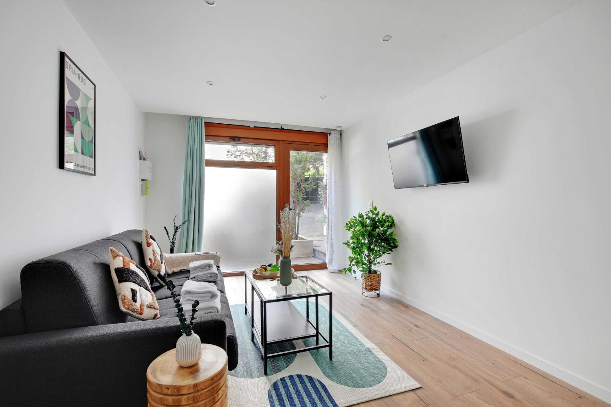 Residence A Proximite De Paris 勒·克里姆林·比塞特 外观 照片